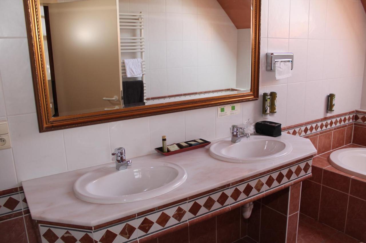 Hotel De Notelaer Bornem Εξωτερικό φωτογραφία